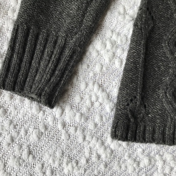 Beatrix OST Cable Knit Pullover Sweater Gray Small - Picture 4 of 7